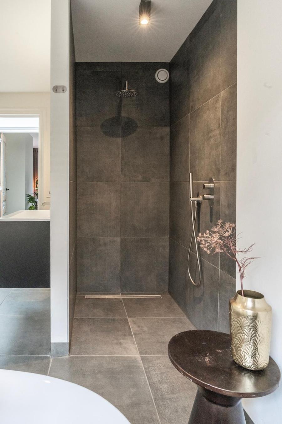 Xxl Loft With Bath Located Stadsvilla Тилбург Экстерьер фото