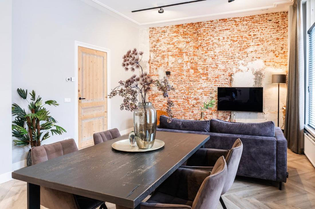 Xxl Loft With Bath Located Stadsvilla Тилбург Экстерьер фото