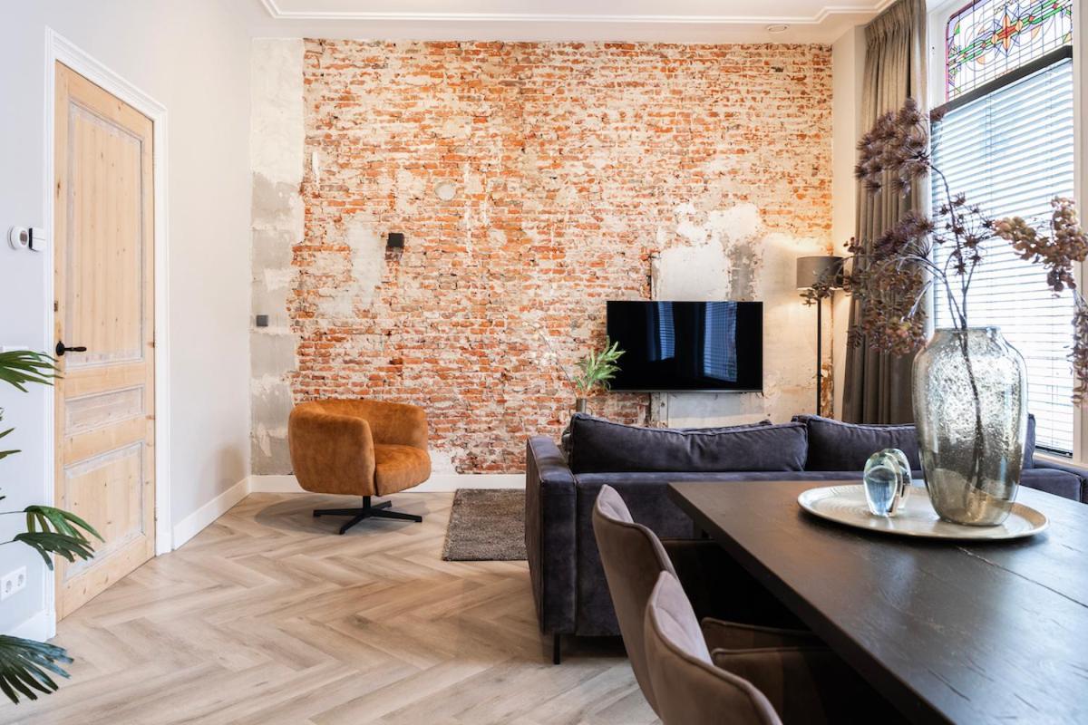 Xxl Loft With Bath Located Stadsvilla Тилбург Экстерьер фото